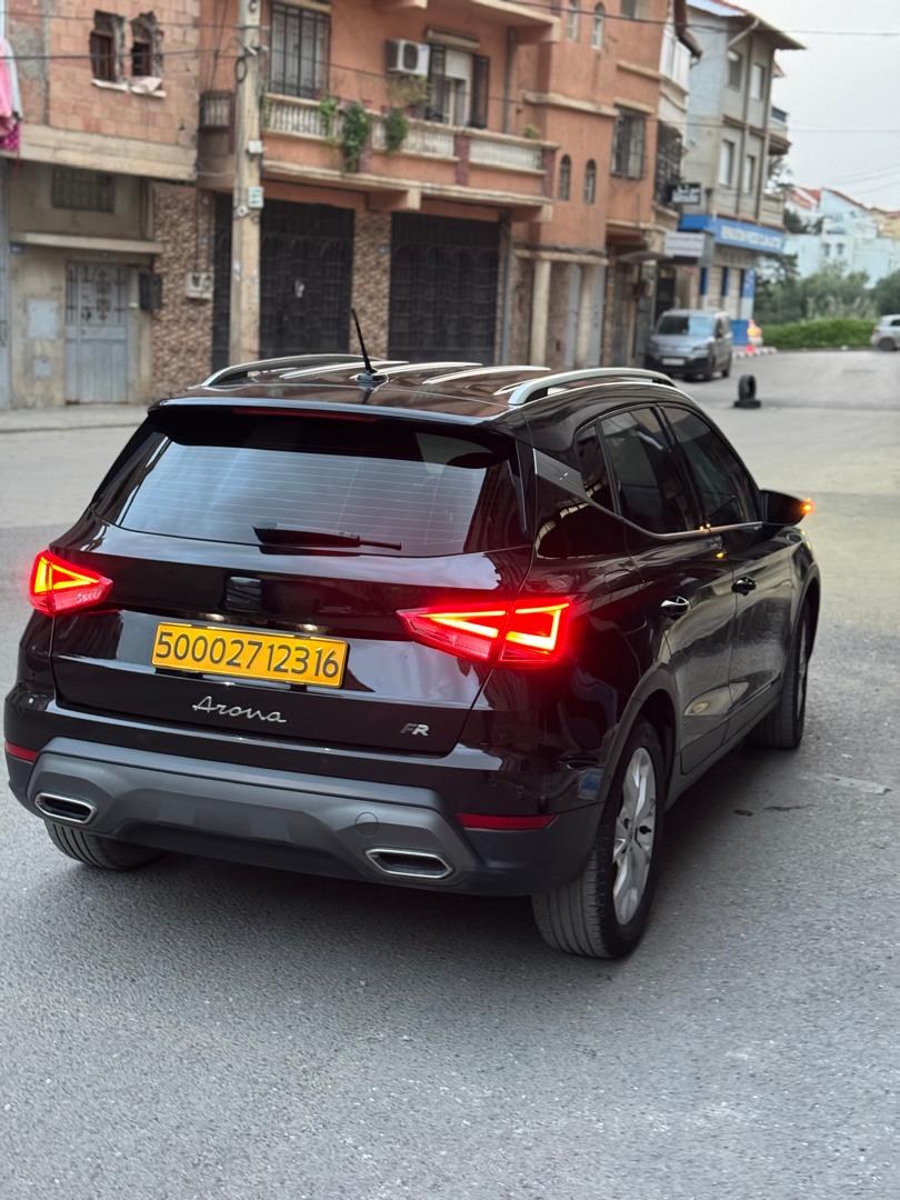 Seat Arona 2023 – photo 1