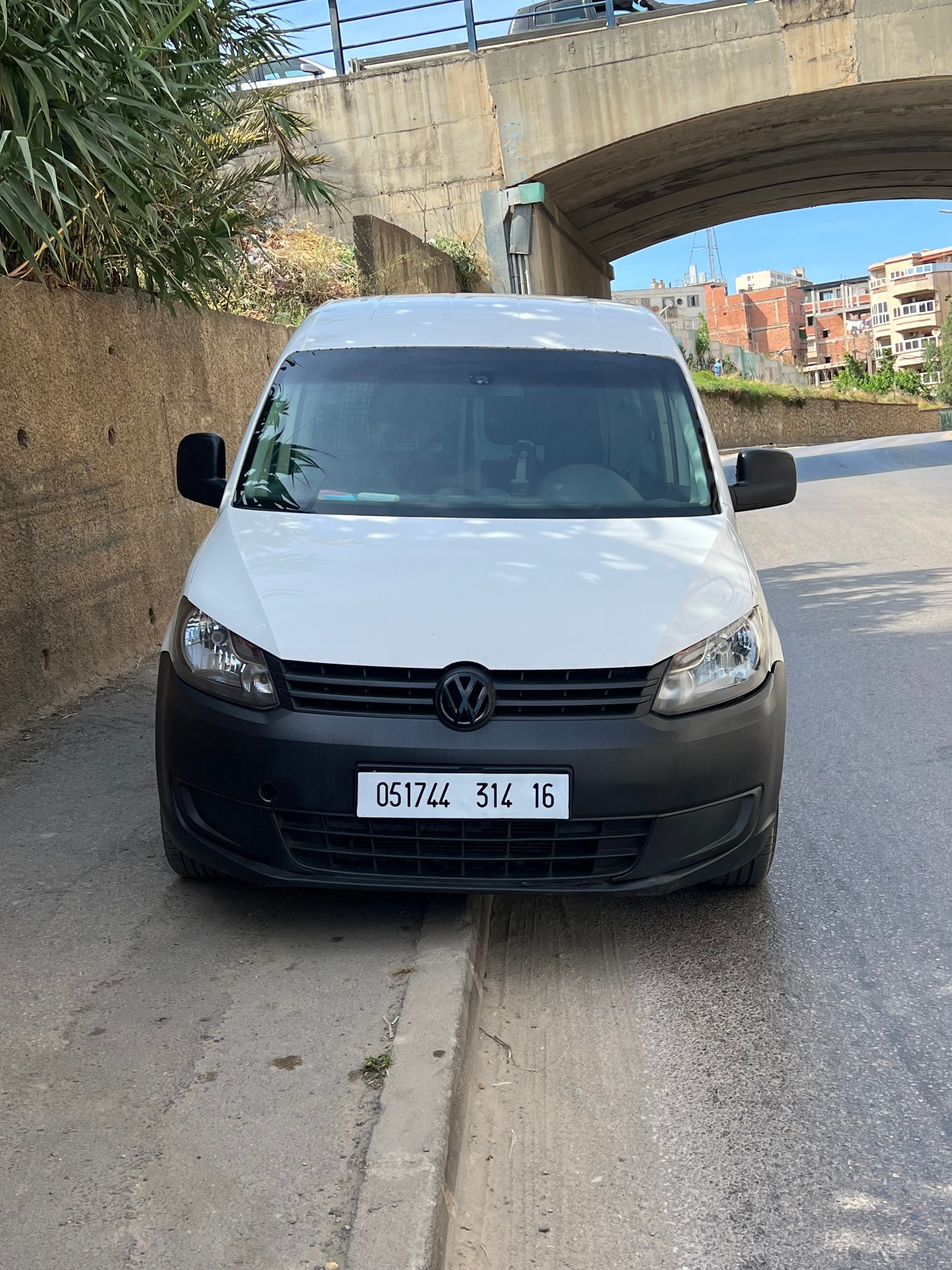 Volkswagen Caddy 2014 – photo 1