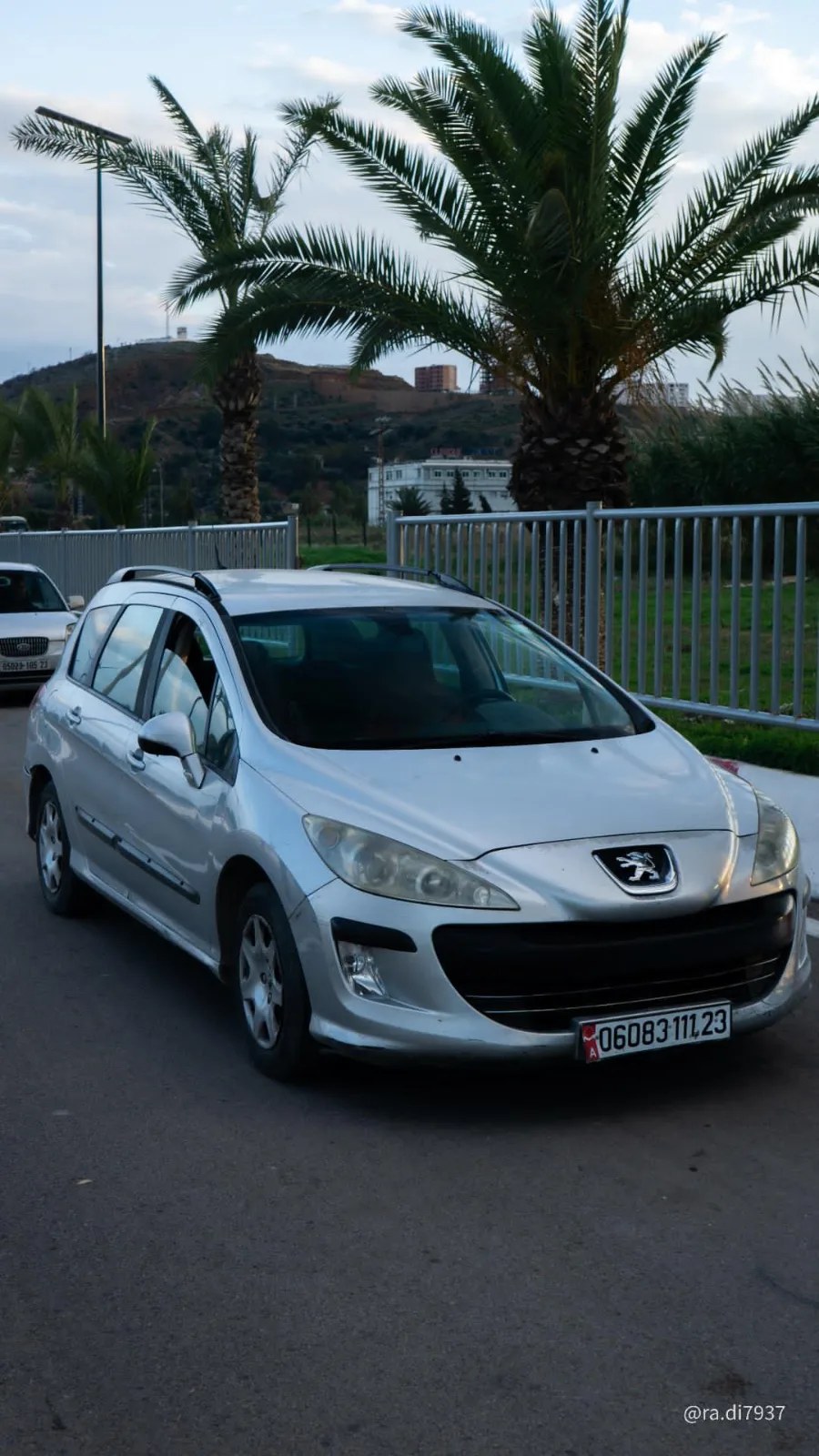 Peugeot 308 sw 2011 – photo 1