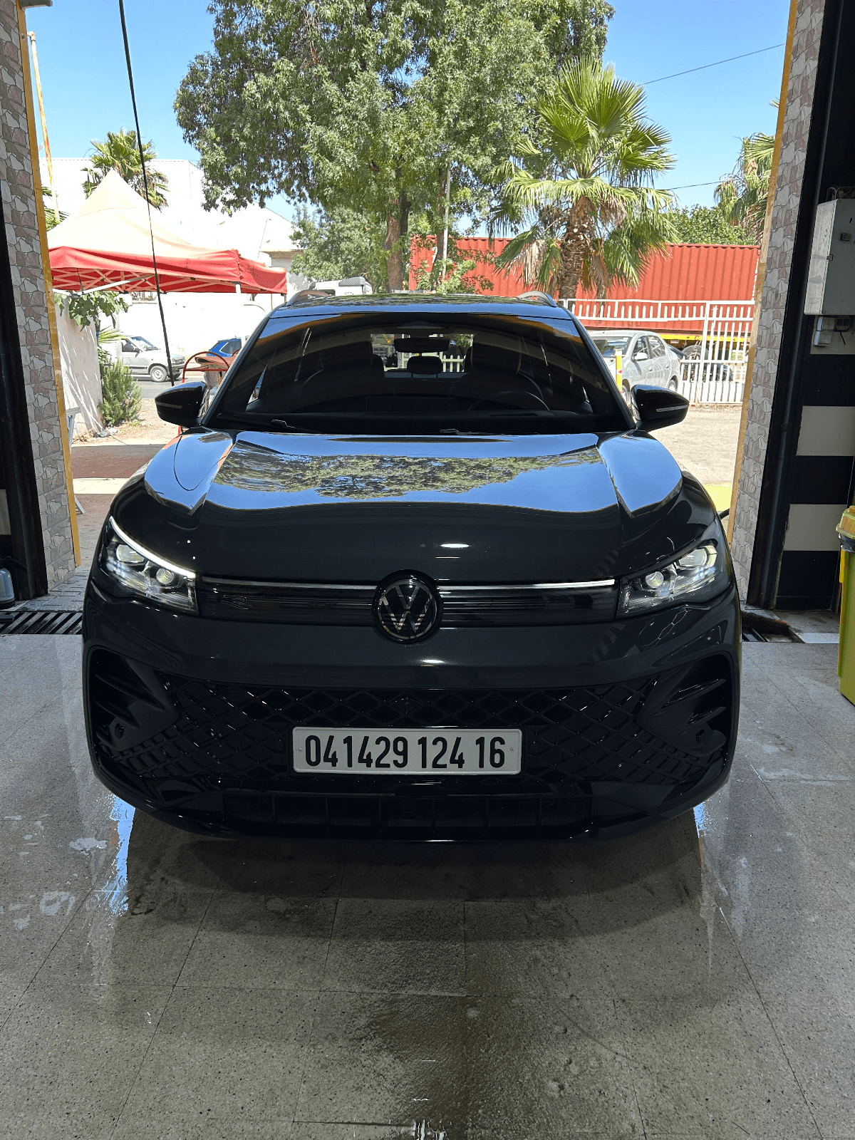 Volkswagen Tiguan 2024 – photo 1