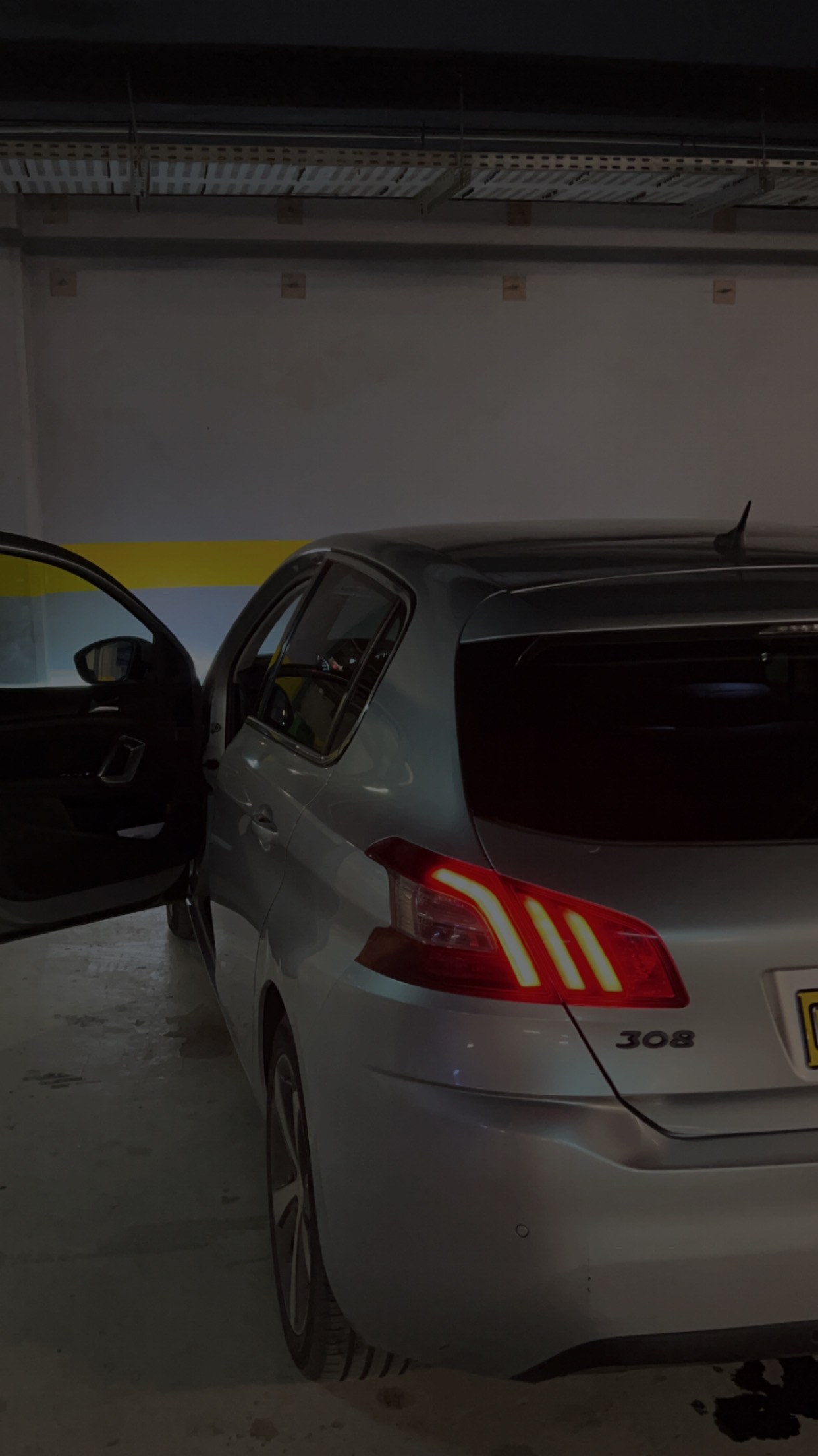 Peugeot 308 2015 – photo 1
