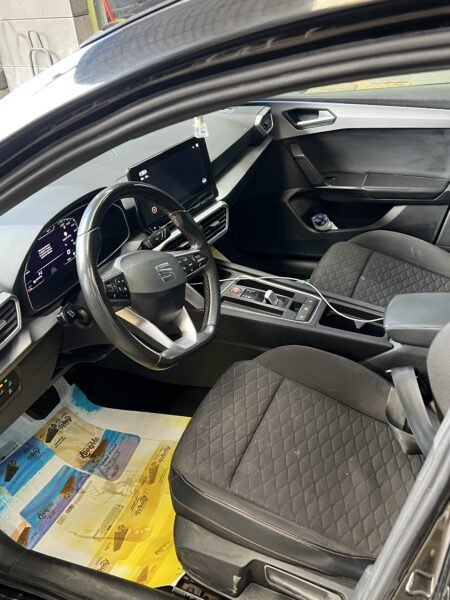 Leon fr 2021 affaire